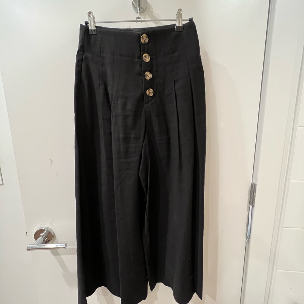 Zara wide leg culottes sz small